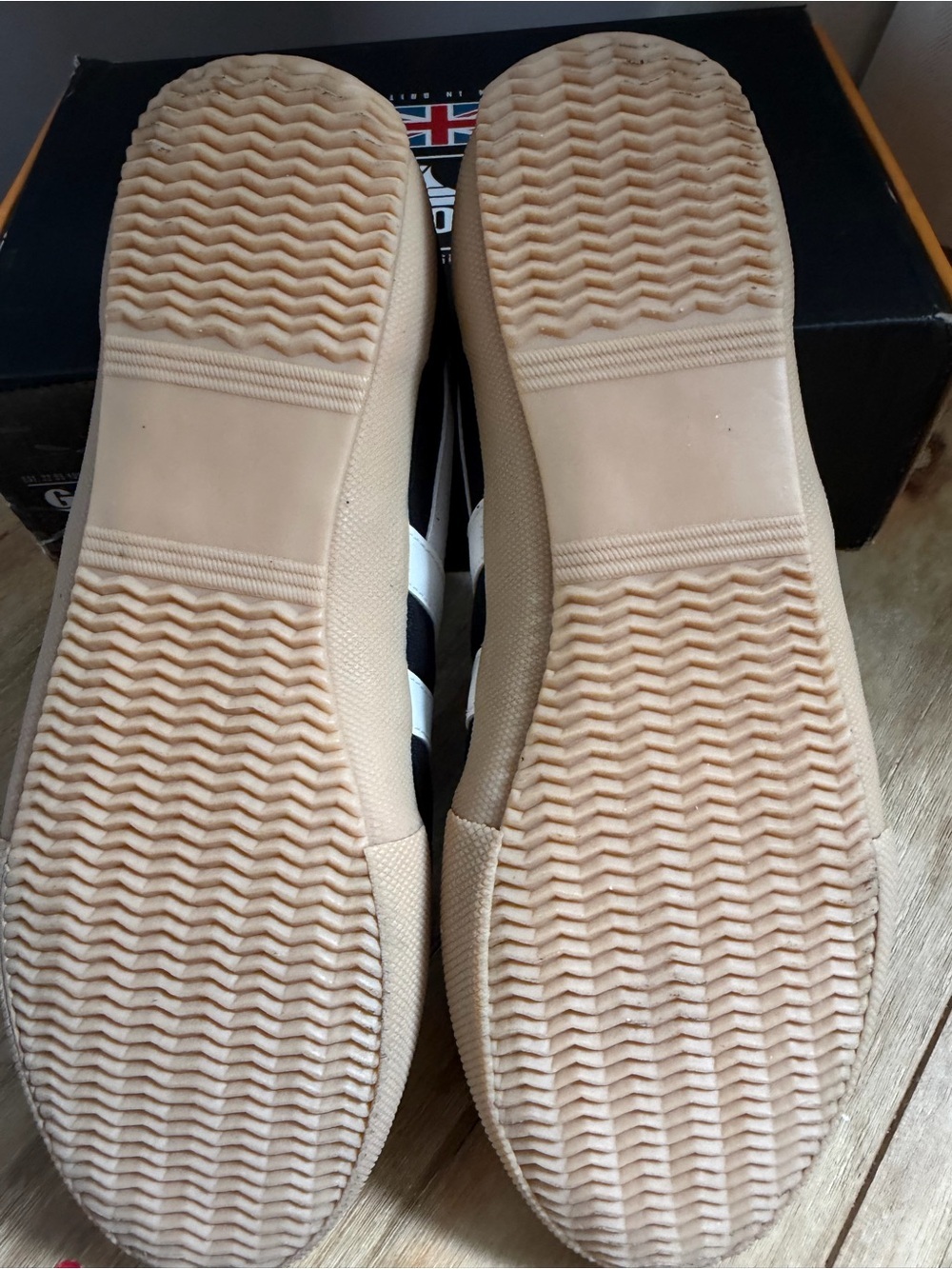 Gola Men’s Black Sneakers with White Stripes and Gum Sole - Picture 5 of 7